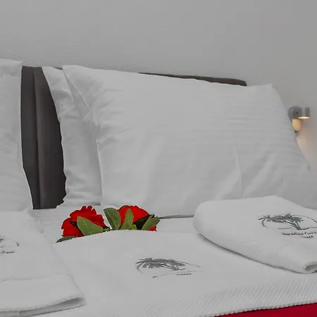 Guest house Luxury Paradise Garden Makarska