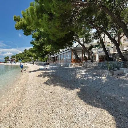 Luxury Paradise Garden Pensjonat 4*